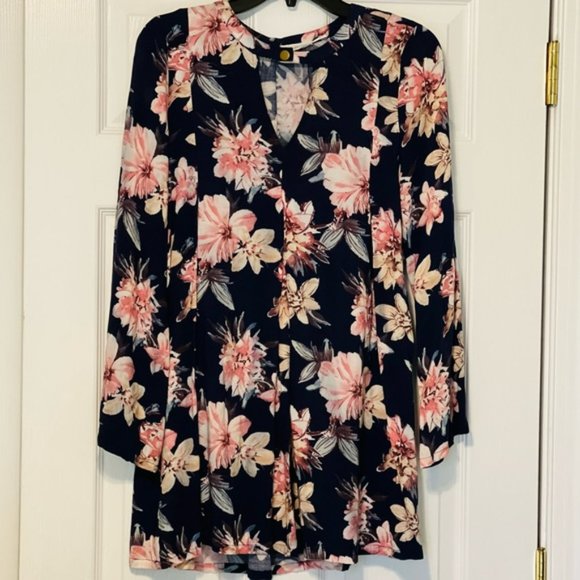 BLU PEPPER Floral tunic top bell sleeves navy and pink S - Picture 13 of 14